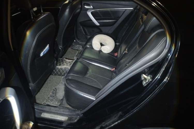 Used Geely Auto Emgrand 2017 Sedan Million Edition 1.5L Manual - Upward Version Left Rear Seat