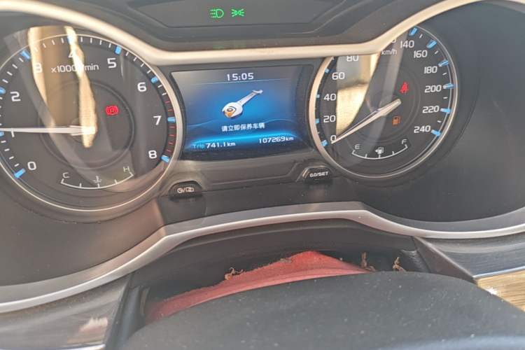 Used Geely Auto Emgrand 2017 Sedan Million Edition 1.5L Manual Luxury Model Odometer Close Up