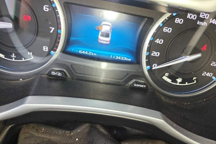 Used Geely Auto Emgrand 2017 Sedan Million Edition 1.5L Manual Upward Connect Version Odometer Close Up