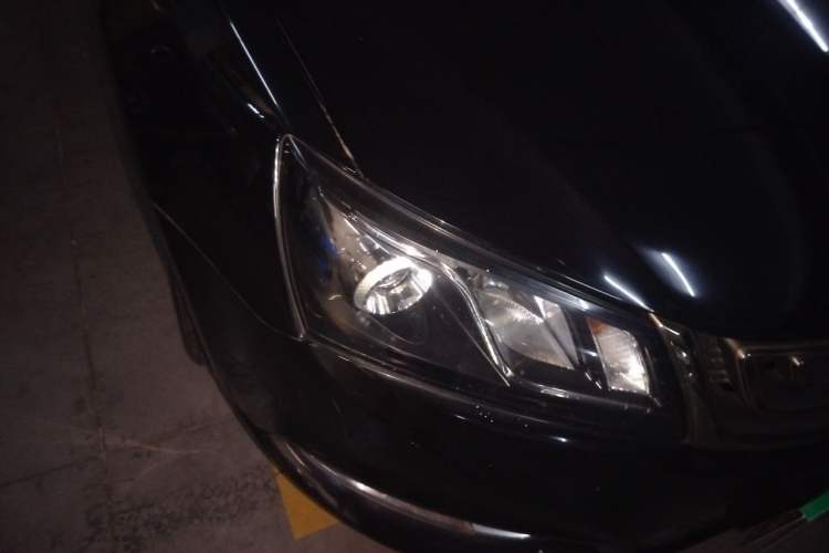 Used Geely Auto Emgrand 2017 Sedan Million Edition 1.5L Manual - Upward Version Right Front Headlight