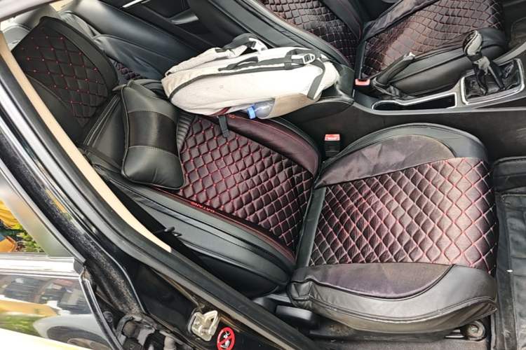 Used Geely Auto Emgrand 2017 Sedan Million Edition 1.5L Manual - Upward Version Right Front Seat