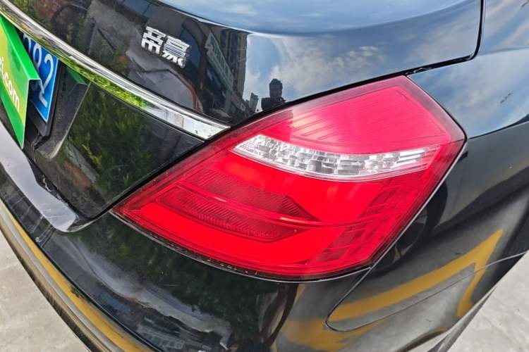 Used Geely Auto Emgrand 2017 Sedan Million Edition 1.5L Manual - Upward Version Right Rear Taillight