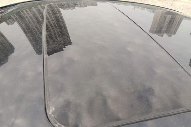 Used Geely Auto Emgrand 2017 Sedan Million Edition 1.5L Manual - Upward Version Roof