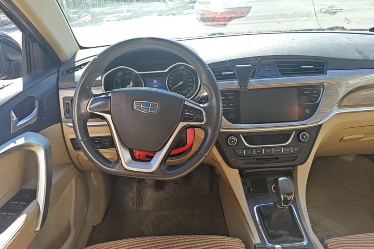 Used Geely Auto Emgrand 2017 Sedan Million Edition 1.5L Manual Luxury Model Steering Wheel