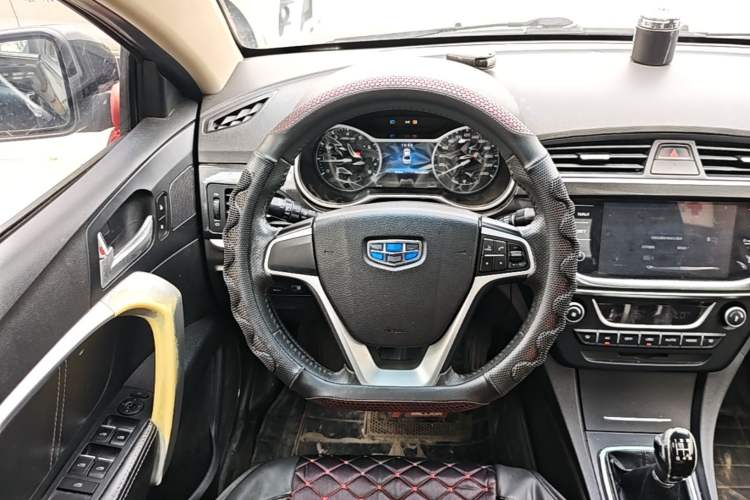 Used Geely Auto Emgrand 2017 Sedan Million Edition 1.5L Manual - Upward Version Steering Wheel
