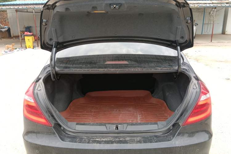 Used Geely Auto Emgrand 2017 Sedan Million Edition 1.5L Manual - Upward Version Trunk