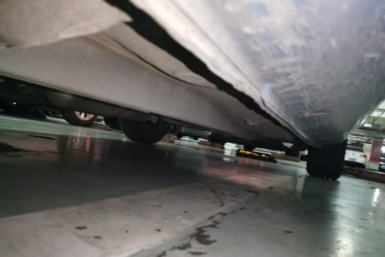 Used Geely Auto Emgrand 2017 Sedan Million Edition 1.5L CVT Upward Version Chassis Front Left