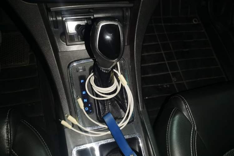Used Geely Auto Emgrand 2017 Sedan Million Edition 1.5L CVT Upward Version Gear Lever