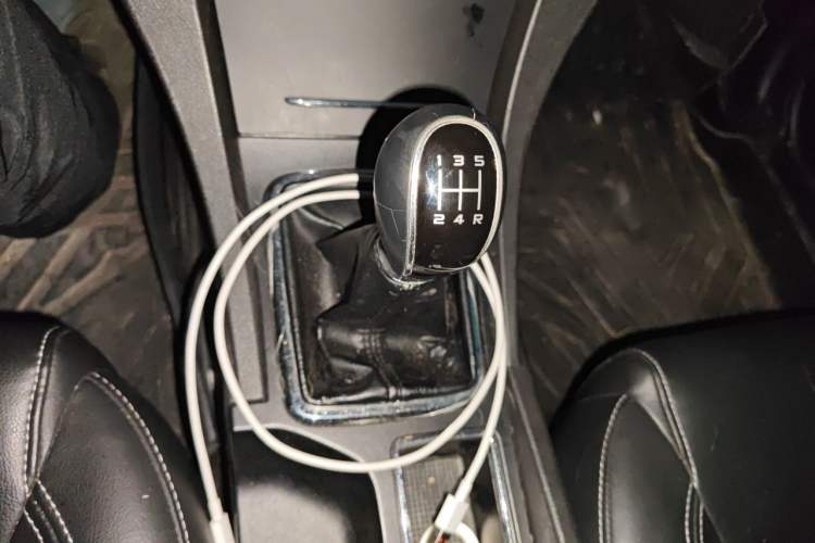 Used Geely Auto Emgrand 2017 Sedan Million Edition 1.5L Manual - Upward Version Gear Lever