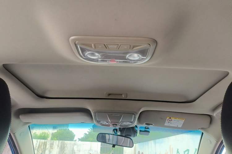 Used Geely Auto Emgrand 2017 Hatchback RS Million Edition 1.5L CVT Upward Version Headliner
