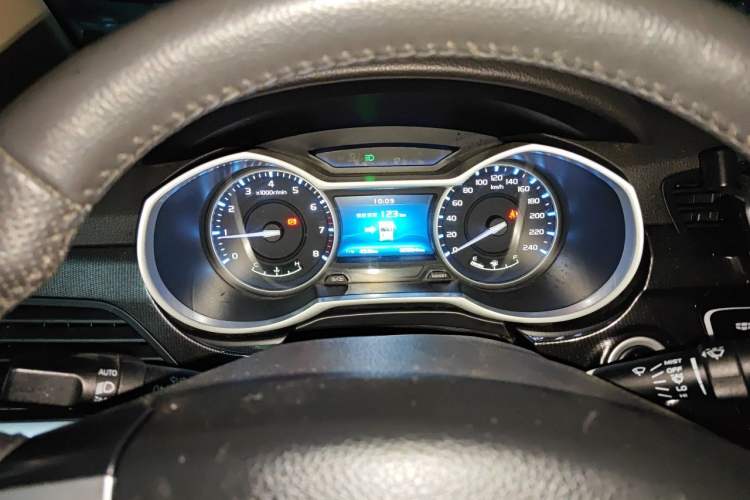 Used Geely Auto Emgrand 2017 Sedan Million Edition 1.5L Manual - Upward Version Instrument Cluster