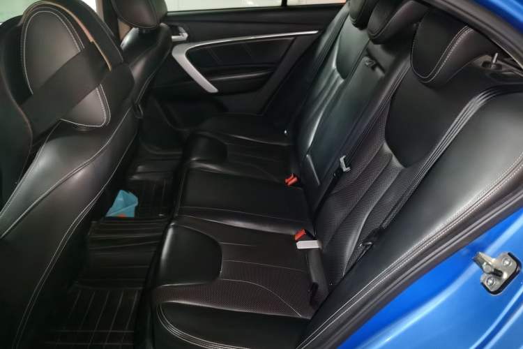 Used Geely Auto Emgrand 2017 Sedan Million Edition 1.5L CVT Upward Version Left Rear Seat