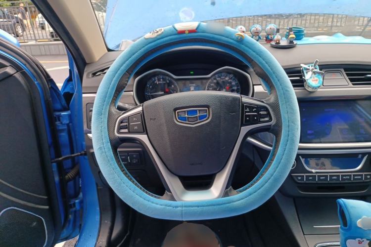 Used Geely Auto Emgrand 2017 Sedan Million Edition 1.5L CVT Upward Version Steering Wheel