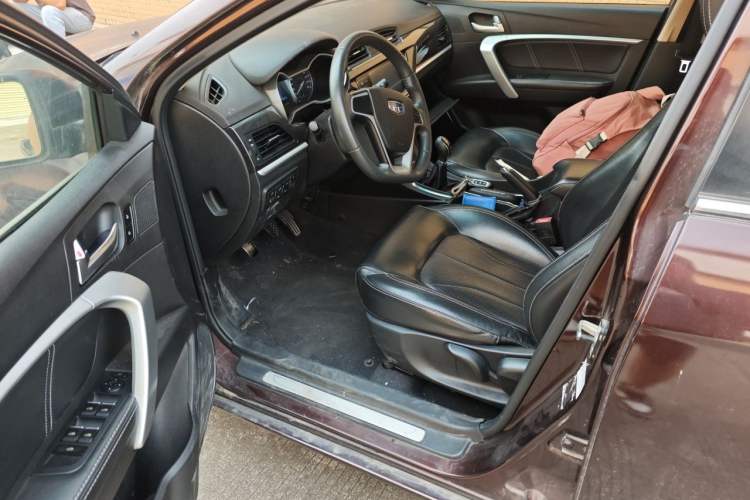 Used Geely Auto Emgrand 2017 Sedan Million Edition 1.5L Manual - Upward Version Driver Seat