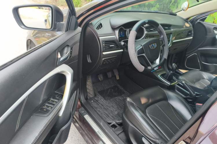 Used Geely Auto Emgrand 2017 Sedan Million Edition 1.5L Manual - Upward Version Driver Seat