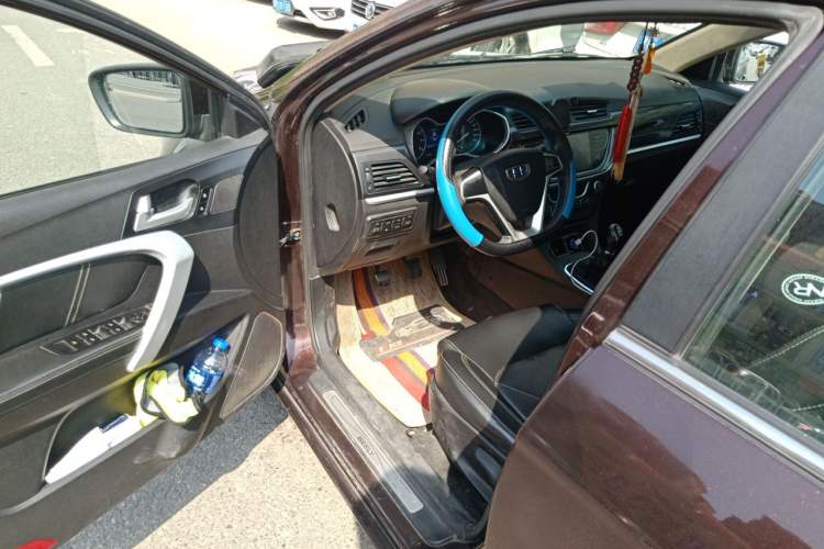Used Geely Auto Emgrand 2017 Sedan Million Edition 1.5L Manual - Upward Version Driver Seat