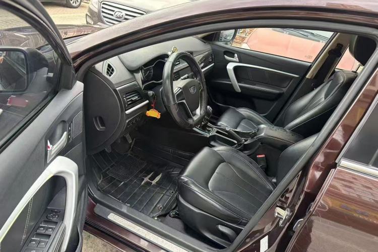Used Geely Auto Emgrand 2017 Sedan Million Edition 1.5L Manual - Upward Version Driver Seat