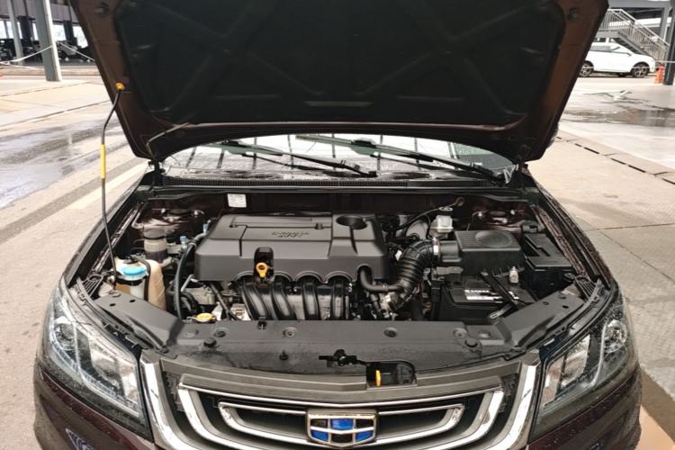 Used Geely Auto Emgrand 2017 Sedan Million Edition 1.5L Manual Luxury Model Engine Bay