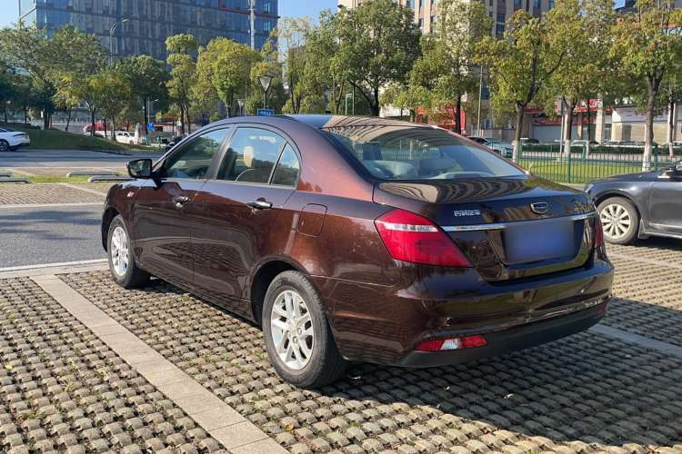Used Geely Auto Emgrand 2017 Sedan Million Edition 1.5L Manual Luxury Model Exterior 5