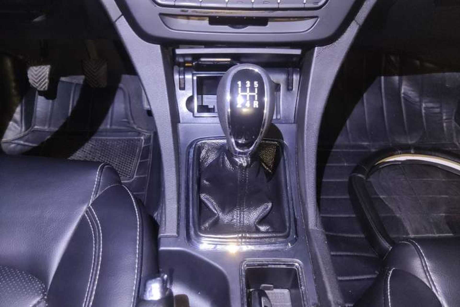 Used Geely Auto Emgrand 2017 Sedan Million Edition 1.5L Manual - Upward Version Gear Lever