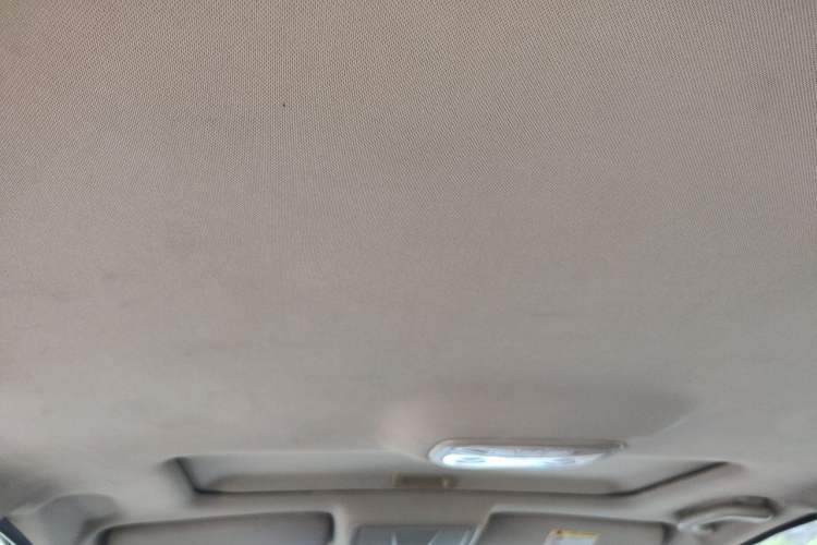 Used Geely Auto Emgrand 2017 Sedan Million Edition 1.5L CVT Upward Version Headliner