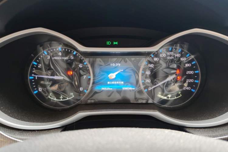 Used Geely Auto Emgrand 2017 Sedan Million Edition 1.5L Manual Upward Connect Version Instrument Cluster