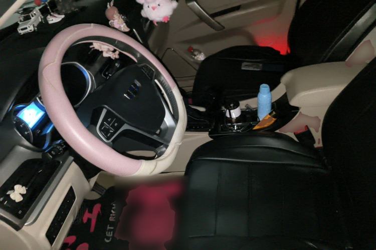 Used Geely Auto Emgrand 2017 Sedan Million Edition 1.5L CVT Luxury Model Left Front Seat