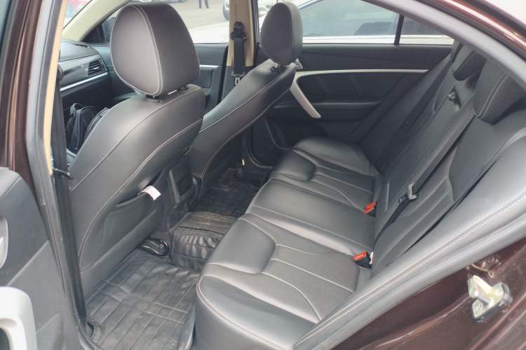 Used Geely Auto Emgrand 2017 Sedan Million Edition 1.5L CVT Upward Connectivity Version Left Rear Seat