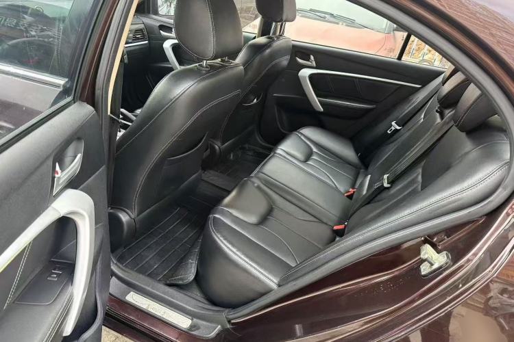 Used Geely Auto Emgrand 2017 Sedan Million Edition 1.5L Manual - Upward Version Left Rear Seat