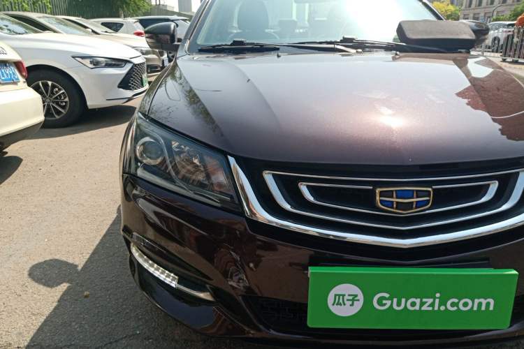 Used Geely Auto Emgrand 2017 Sedan Million Edition 1.5L Manual - Upward Version Right Front Headlight