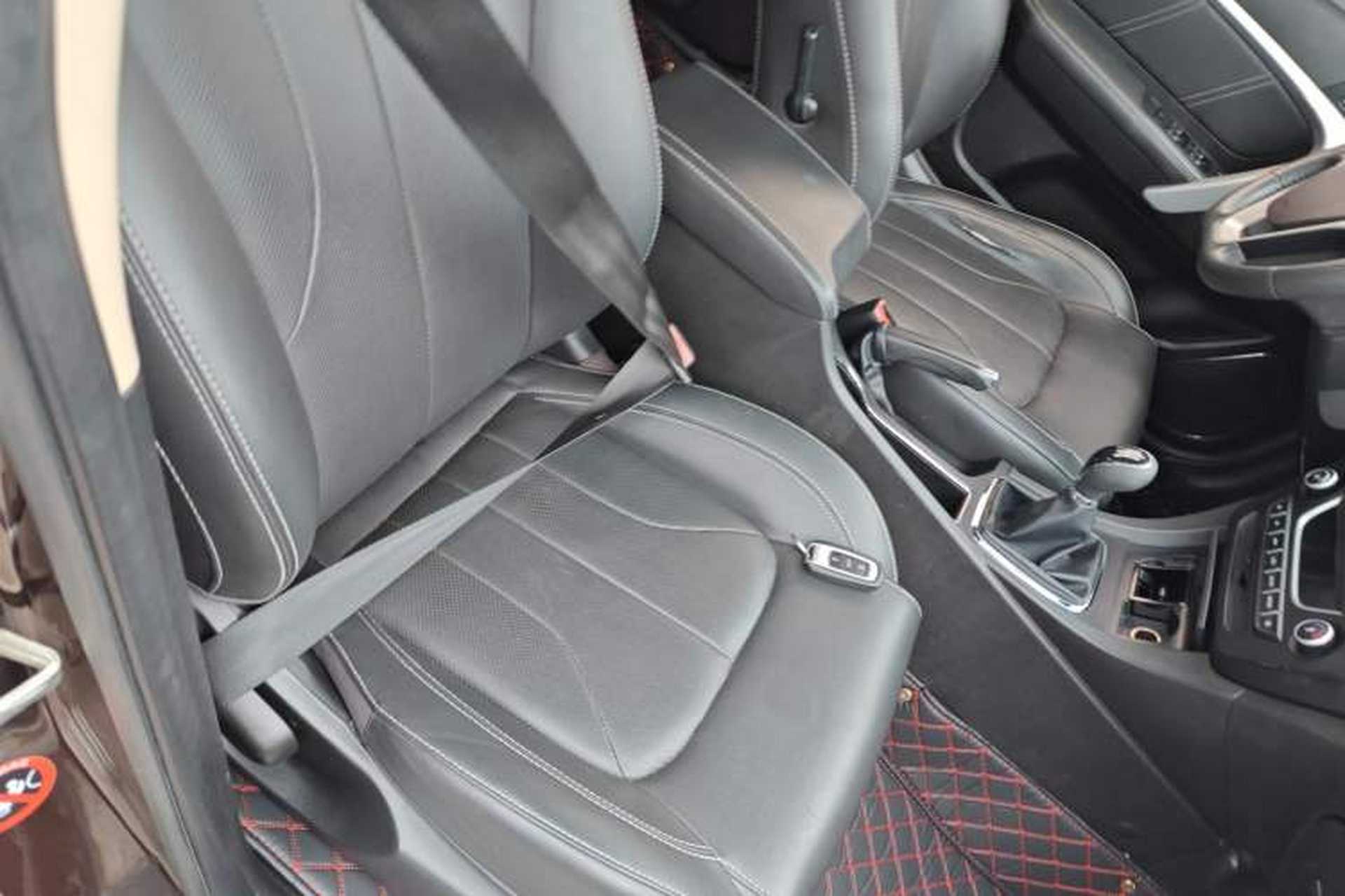 Used Geely Auto Emgrand 2017 Sedan Million Edition 1.5L Manual - Upward Version Right Front Seat