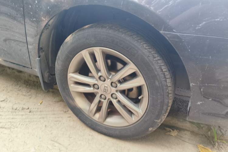 Used Geely Auto Emgrand 2017 Sedan Million Edition 1.5L Manual - Upward Version Right Front Wheel Hub
