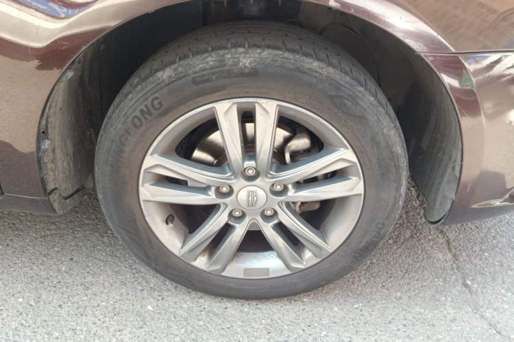Used Geely Auto Emgrand 2017 Sedan Million Edition 1.5L Manual - Upward Version Right Front Wheel Hub