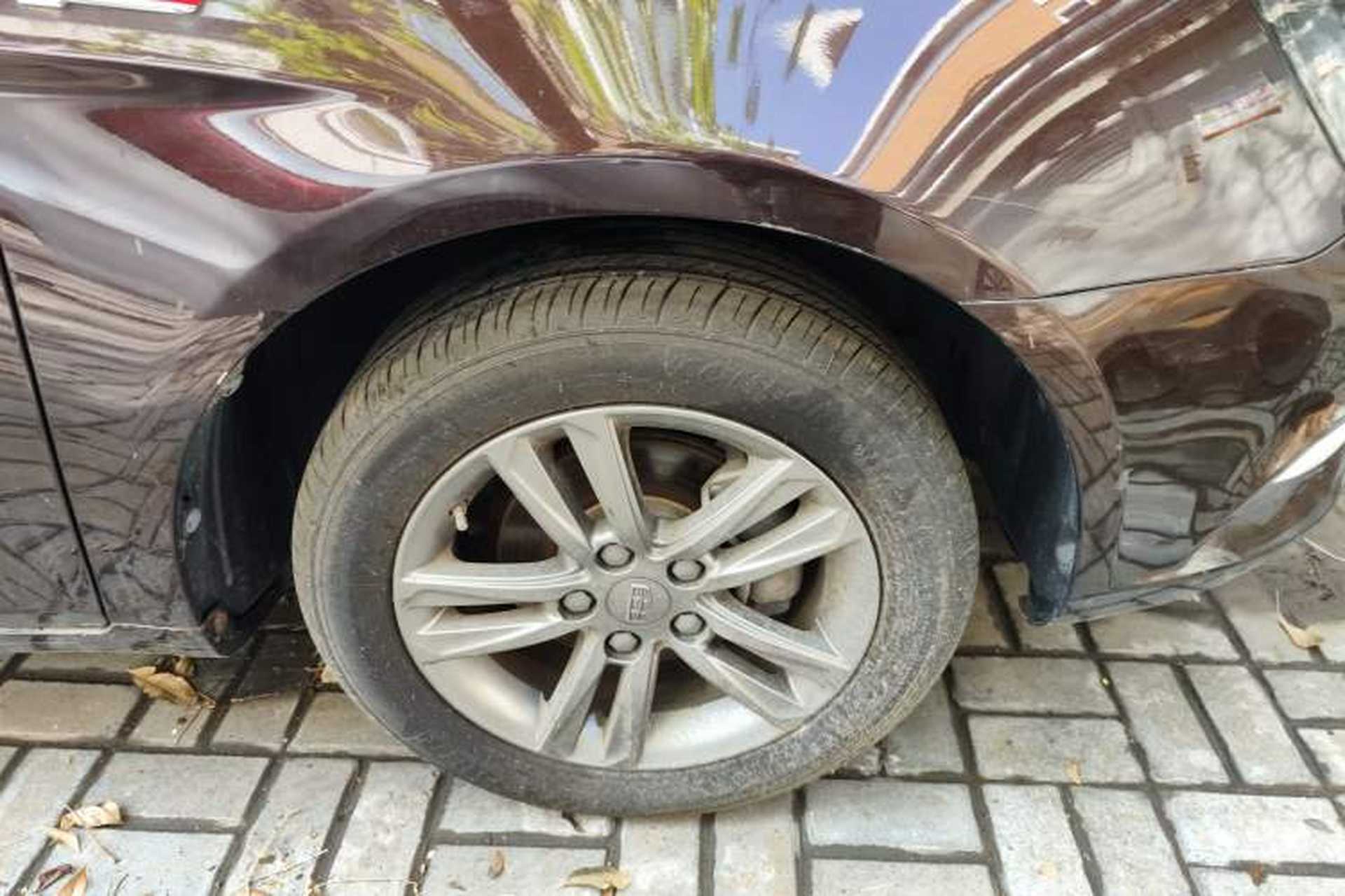Used Geely Auto Emgrand 2017 Sedan Million Edition 1.5L Manual - Upward Version Right Front Wheel Hub