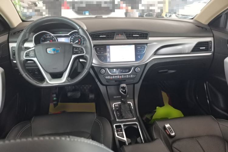 Used Geely Auto Emgrand 2017 Sedan Million Edition 1.5L CVT Upward Connectivity Version Center Console