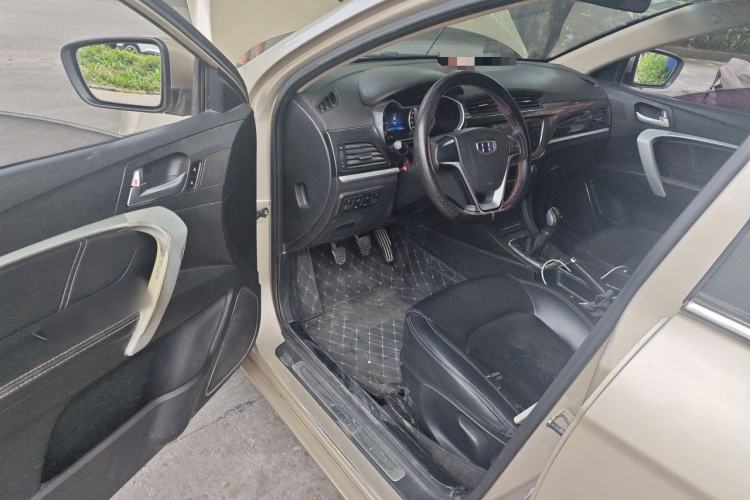 Used Geely Auto Emgrand 2017 Sedan Million Edition 1.5L Manual - Upward Version Driver Seat