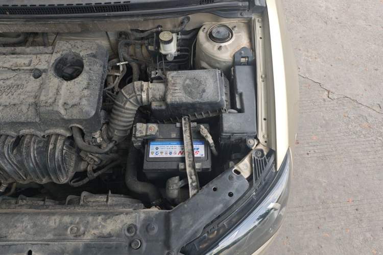 Used Geely Auto Emgrand 2017 Sedan Million Edition 1.5L Manual - Upward Version Engine Bay Left