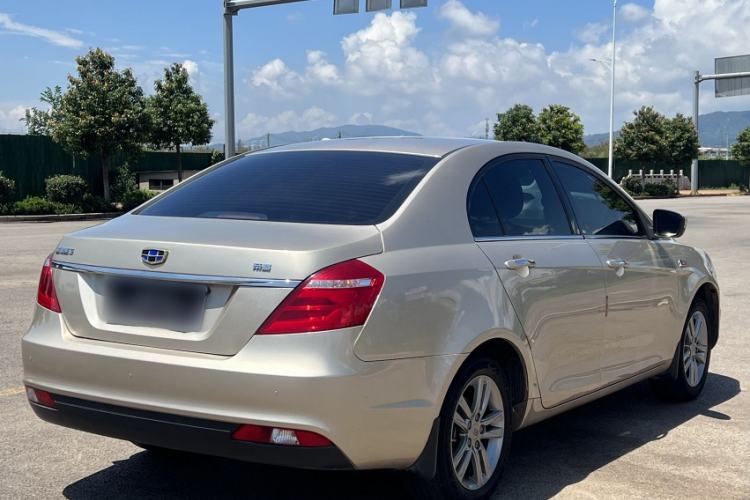 Used Geely Auto Emgrand 2017 Sedan Million Edition 1.5L Manual Upward Connect Version Exterior 4