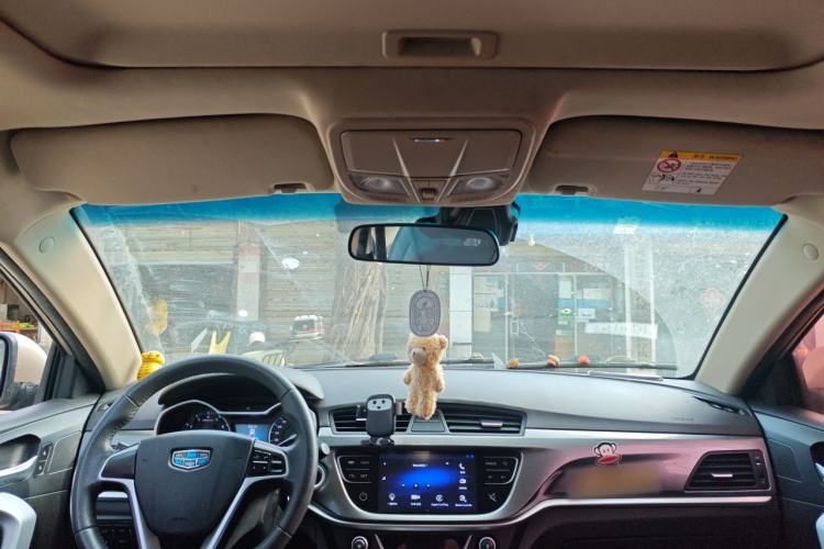 Used Geely Auto Emgrand 2017 Sedan Million Edition 1.3T Manual Top-Grade Version Headliner