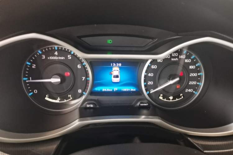 Used Geely Auto Emgrand 2017 Sedan Million Edition 1.5L CVT Upward Connectivity Version Instrument Cluster