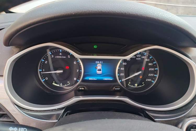 Used Geely Auto Emgrand 2017 Sedan Million Edition 1.5L Manual Upward Connect Version Instrument Cluster