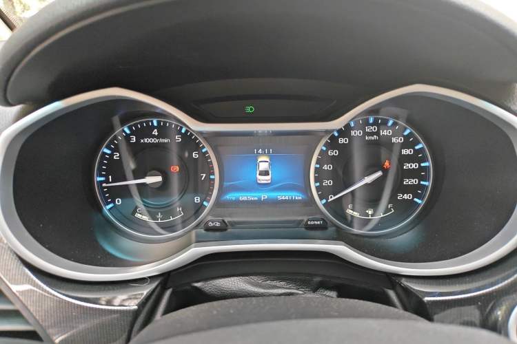 Used Geely Auto Emgrand 2017 Sedan Million Edition 1.5L CVT Upward Version Instrument Cluster