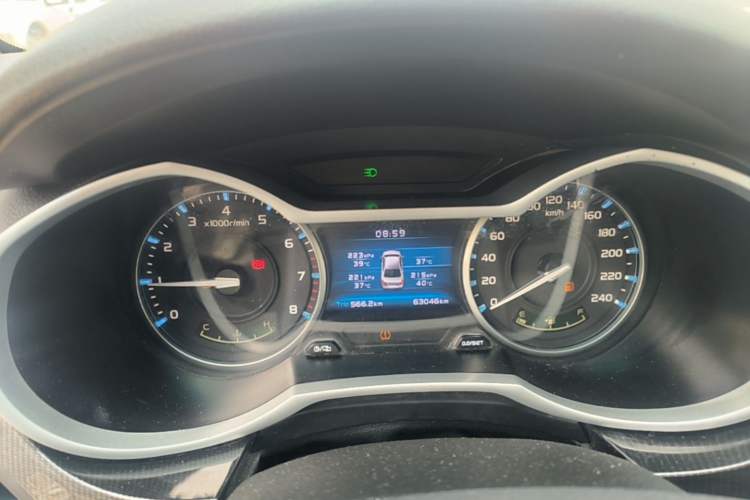 Used Geely Auto Emgrand 2017 Sedan Million Edition 1.5L Manual - Upward Version Instrument Cluster