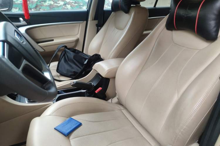Used Geely Auto Emgrand 2017 Sedan Million Edition 1.5L Manual Luxury Model Left Front Seat