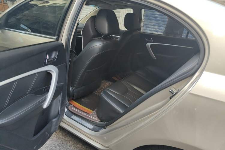 Used Geely Auto Emgrand 2017 Sedan Million Edition 1.5L CVT Upward Connectivity Version Left Rear Seat