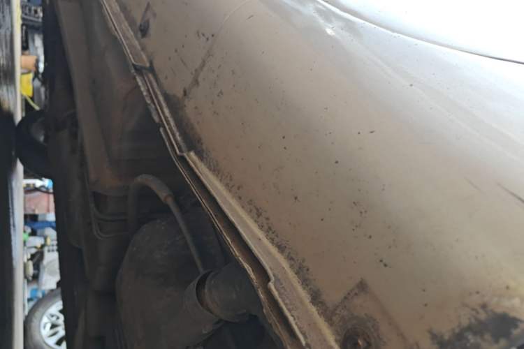 Used Geely Auto Emgrand 2017 Sedan Million Edition 1.5L Manual - Upward Version Left Side Sill