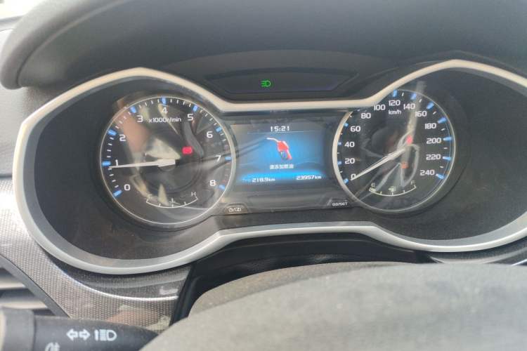 Used Geely Auto Emgrand 2017 Sedan Million Edition 1.5L Manual - Upward Version Odometer Close Up