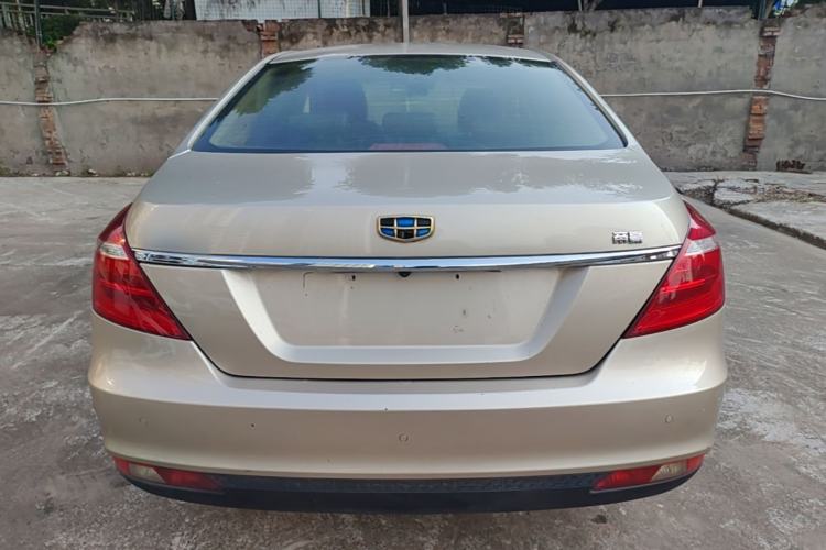 Used Geely Auto Emgrand 2017 Sedan Million Edition 1.5L Manual Upward Connect Version Rear