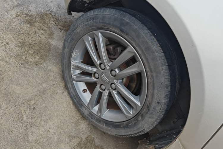 Used Geely Auto Emgrand 2017 Sedan Million Edition 1.5L Manual - Upward Version Right Rear Wheel Hub