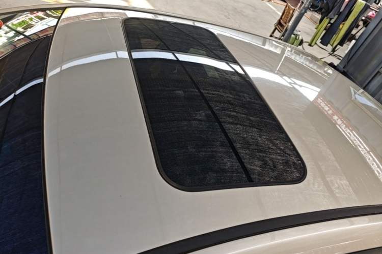 Used Geely Auto Emgrand 2017 Sedan Million Edition 1.5L Manual - Upward Version Roof